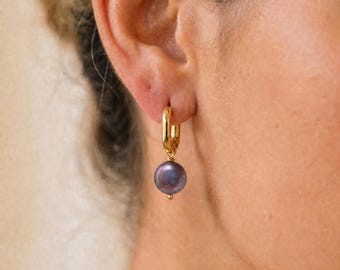 Baroque Pearl Hoop Earrings, Gold Pearl Huggie Earrings, White Purple Everyday Pearl Jewelry