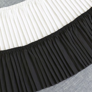 1 Yard PINO Cotton Pleat Lace Trim - Large 12cm Wide (Black/White)