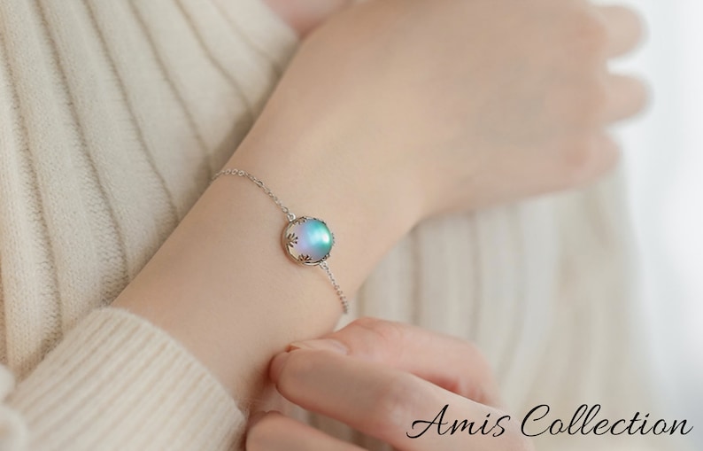 Aurora Bracelet Halo Crystal Bracelet Dainty Bracelet Gift for Women Best Friend Gift Aurora Borealis Jewelry
