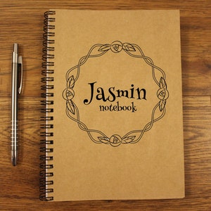Taccuino personalizzato A5 Carta diario personalizzata Copertina del nome del taccuino Kraft Copertina personalizzata Blocco note personalizzato con il diario dei nomi Spirale del taccuino personale