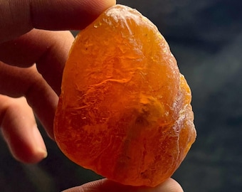 Honey Amber Rough Stone | Transparent Fossil Resin 44.8g 57x43x38mm