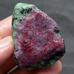 Handpicked Raw Ruby Zoisite Rough | Raw Anyolite Stone 92g 49x35x32mm