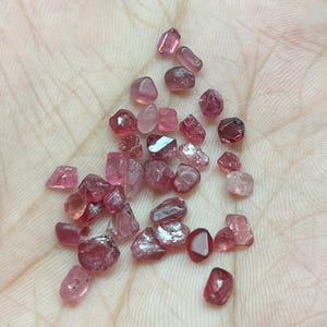 4MM-6MM, Natural Reddish Spinel Gemstone Rough, Eye Clean Transparent Spinel Lot, Raw Red Spinel For Jewelry Making, 21.10 CT,