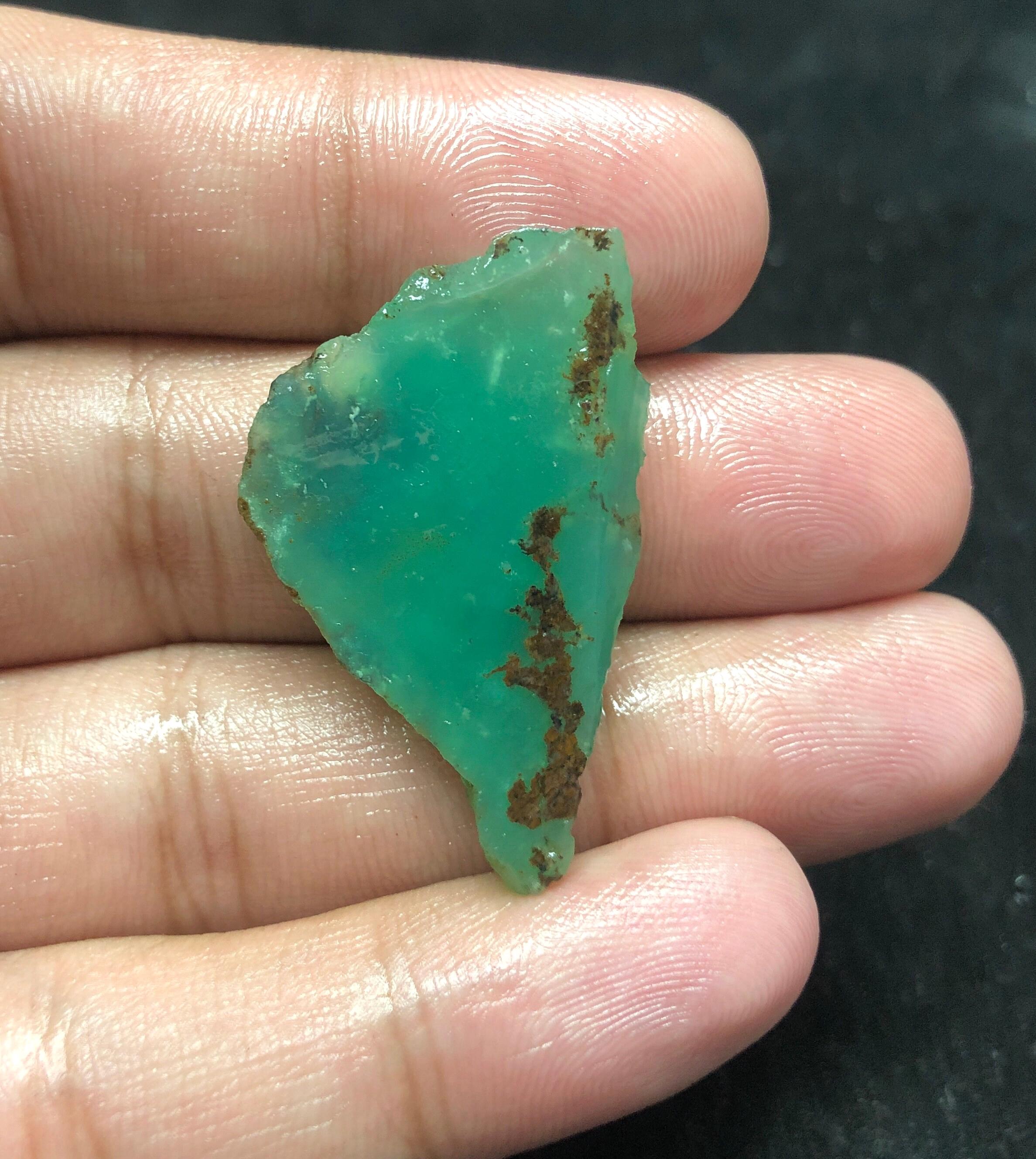 Tranche de pierre brute de chrysoprase naturelle | Plaque transparente vert pomme 8 g 38x23x6,7 mm