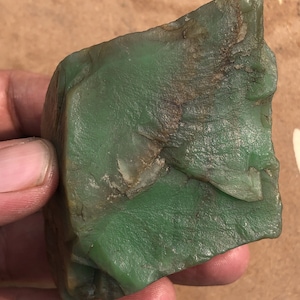 260g Beautiful Natural Green Jade Rough | Healing Jade Crystal & Mineral | Raw Jade for Jewelry Making, Feng Shui, Decor | Size 60x54x55MM