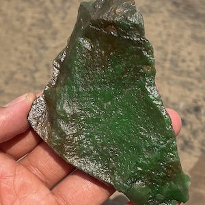 Rare Healing Jade Crystal & Mineral | Classic Natural Green Jade Rough 179.50g | Raw Jade for Jewelry Making | Size 90x80x20MM
