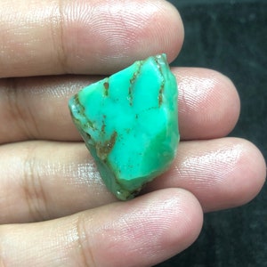Superb Natural Chrysoprase Rough 62.25 CT | Raw Bright Green Slice | Healing Crystal & Mineral For Jewelry Making, Confidence 25x23x15MM