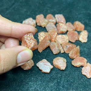 Fabulous Quality 20MM-30MM, Flashy Sunstone Crystals & Minerals, Natural Running Fire Sunstone Gemstone Rough, Raw Sunstone Lot For Jewelry,