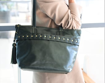 Green leather shoulder bag