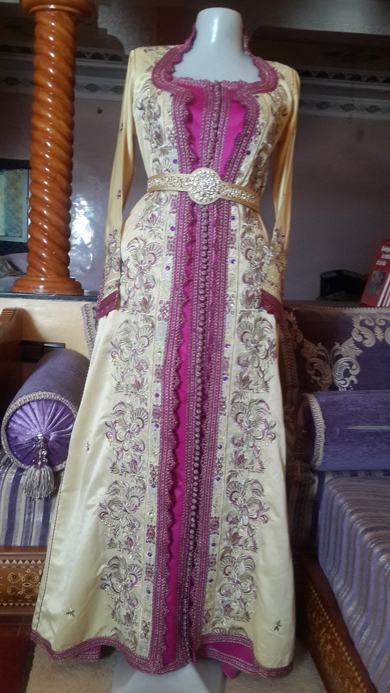 can you wear a kaftan to a wedding