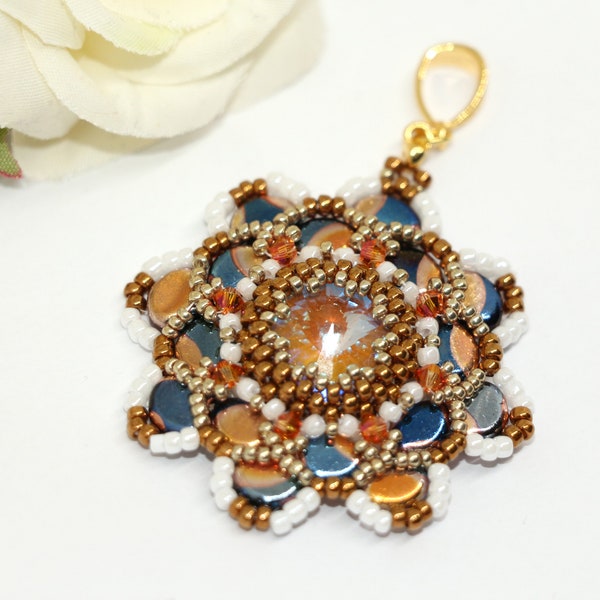 Pendentif glamour chic, "Emily", perles en verre, cristal et rocaille