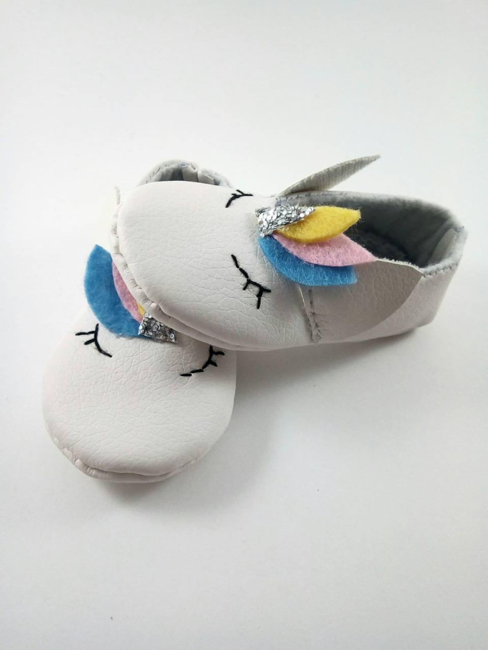 newborn booties, baby shoes, ballet flats with unicorn. newborn booties, baby shoes, ballet flats with unicorn.