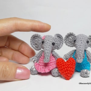 Tiny Crochet Elephant Couple with a Heart - Amigurumi Elephant - Made to Order