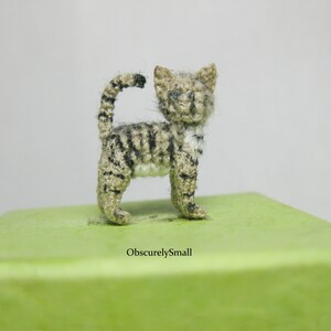 Tiny Crochet Ocicat Amigurumi Cat Op bestelling gemaakt afbeelding 10