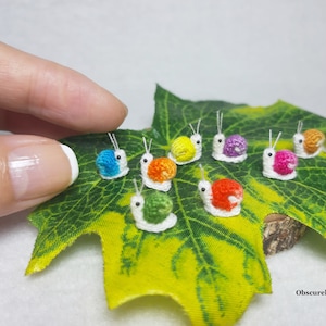Micro  Snail - Tiny Snail -  Miniature crochet animal - Amigurumi animals.
