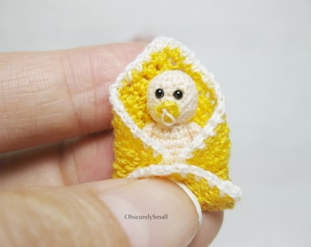 Miniatuur Gehaakte Baby - Amigurumi Baby - Op Bestelling Gemaakt