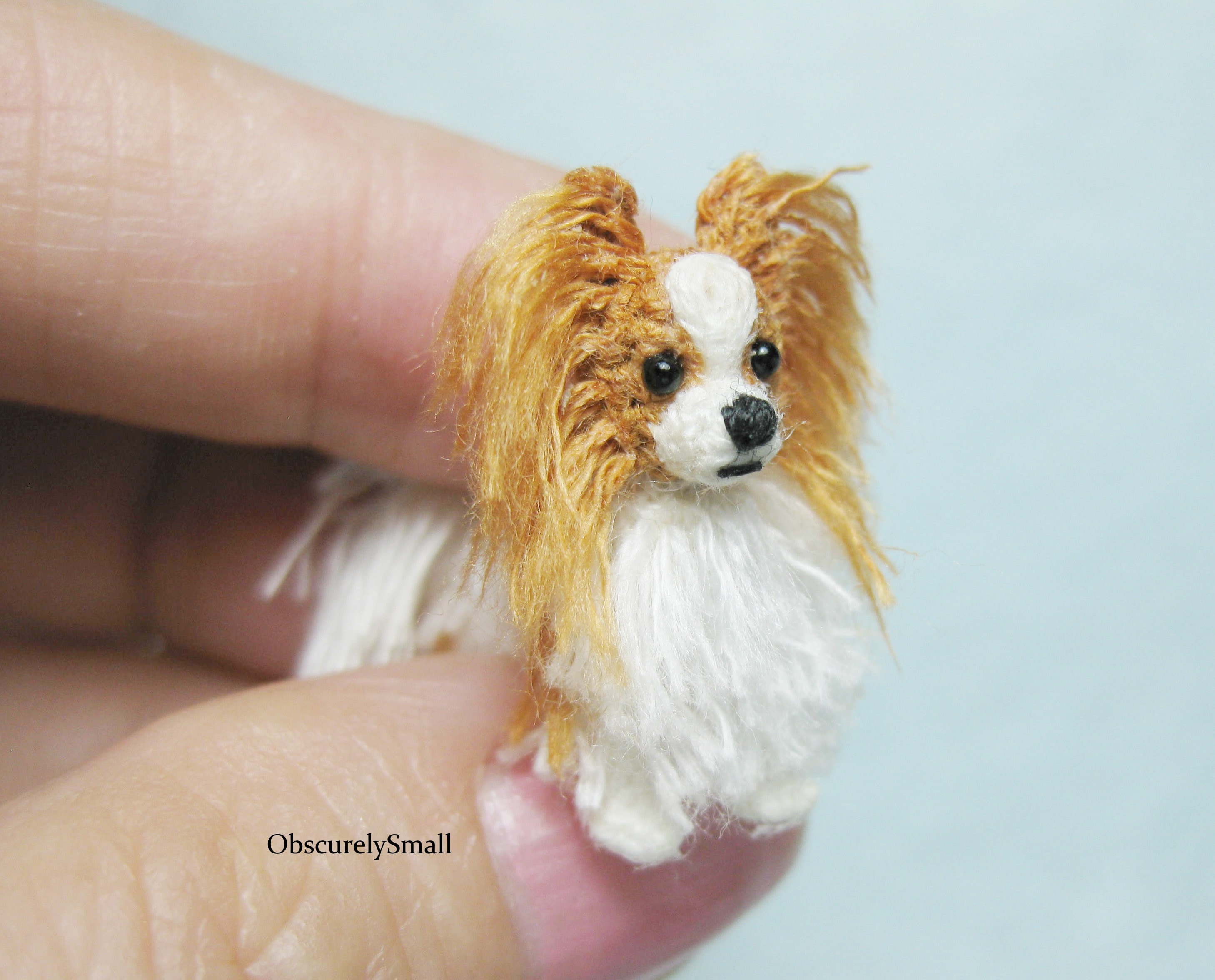 小さなかぎ針編みのパピヨン - 編みぐるみ犬 - オーダーメイド