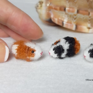 Conejillo de indias en miniatura a crochet: pequeño amigurumi coleccionable