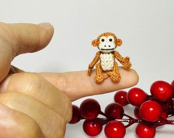 Tiny Crochet Tyrannosaurus: Miniature Amigurumi Dragon