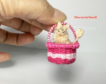Tiny Crochet Cat: Miniature Amigurumi Cat