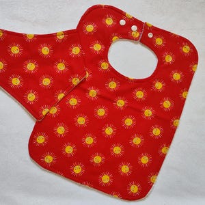 Earth baby bib, sunshine feeding bib, dribble bib, welcome to the world baby gift, planet earth gift, red baby bib