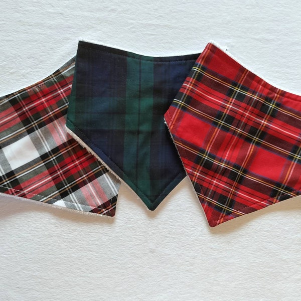 Tartan baby Bib, plaid baby bib, bandana bib, Scottish baby gift, new baby gift, tartan baby gift