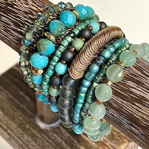 Multi layered beaded stretch bracelet