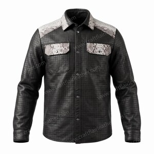 Chaqueta camisera de piel de cordero negra para hombre | Paneles con estampado de pitón | Sobrecamisa acolchada de piel auténtica | Chaqueta con botones a presión y coderas