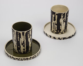 Tasse à café et soucoupe faite à la main, Tasse à café élégante, Design moderne, Tasse en céramique unique, Design contemporain, Tasse faite à la main, Cadeau de Noël