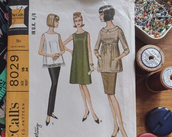 Original Vintage 1960s Sewing Pattern - McCalls 8029