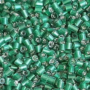 Green Bugle Glass Seed Beads 2mm: DIY Jewelry Supplies (30gr)