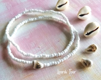 White Anklet, Set SeaShell Anklet, Stretch Beaded Anklet, Elastic Boho Anklet, Ankle Bracelet, Anklet for Women, Seed bead Anklet