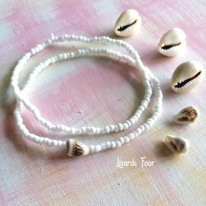 White Anklet, Set SeaShell Anklet, Stretch Beaded Anklet, Elastic Boho Anklet, Ankle Bracelet, Anklet for Women, Seed bead Anklet