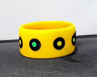 Vintage Yellow Bakelite Bangle, Art Deco Dot Inlay Bracelet