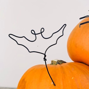 Wire Bat Spike for Halloween Pumpkin Decoration