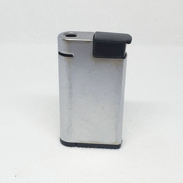 Vintage Braun centric lighter made in spain