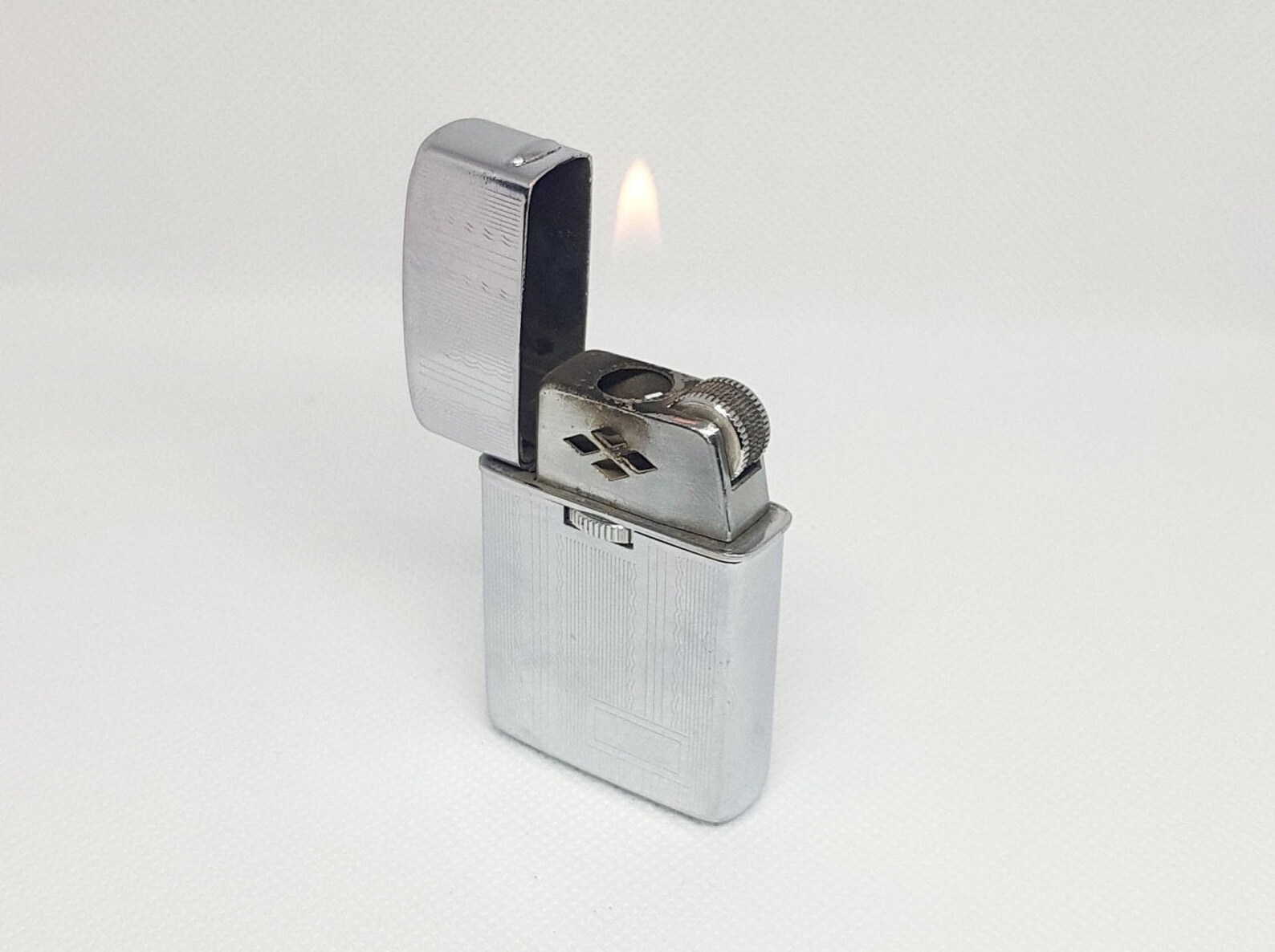 Old Vintage WIN 007 Butane Gas Lighter James Etsy