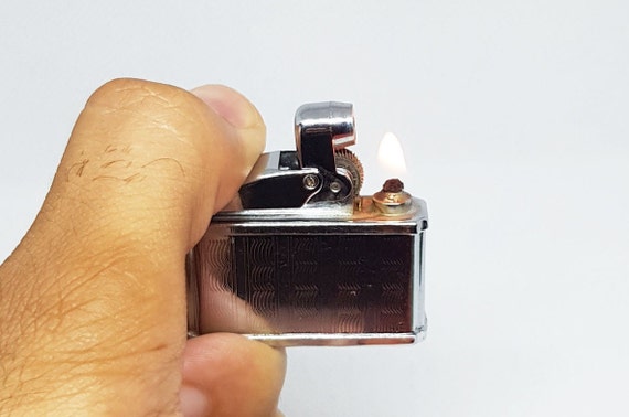 Vintage Cigarette Lighter Penguin Excellent Automatic