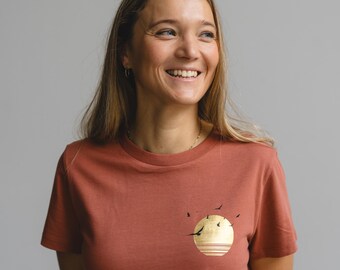 Fairtrade T-shirt with maritime, metallic print, seagulls, graphic