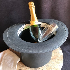 MOET & CHANDON Champán francés vintage, enfriador de vino, cubitera, en forma de sombrero de copa. imagen 2
