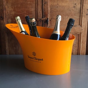 XXL VEUVE CLICQUOT Vintage French Champagne cooler, ice bucket, in great condition.