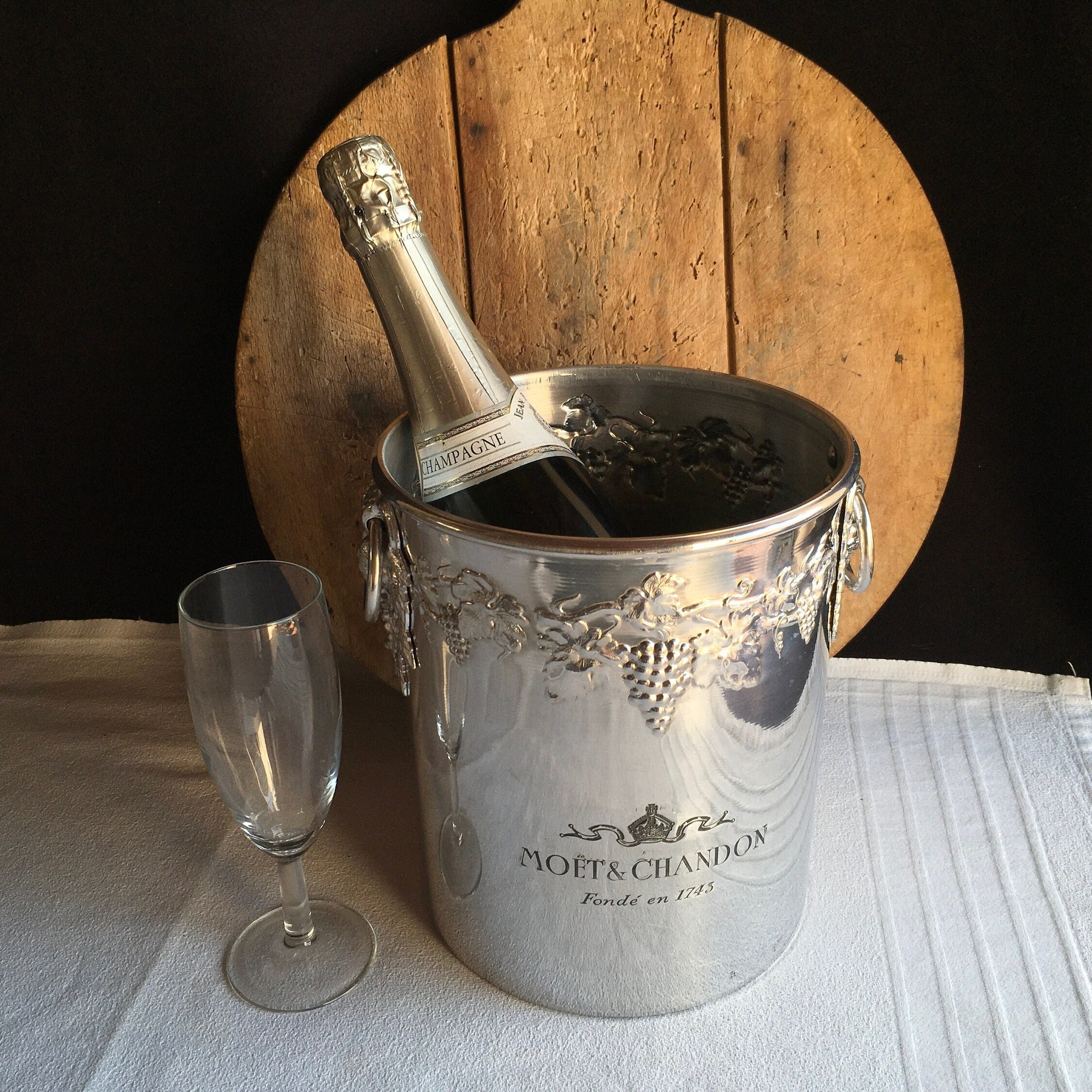 MOET & CHANDON Vintage French Metal Champagne Wine Cooler 