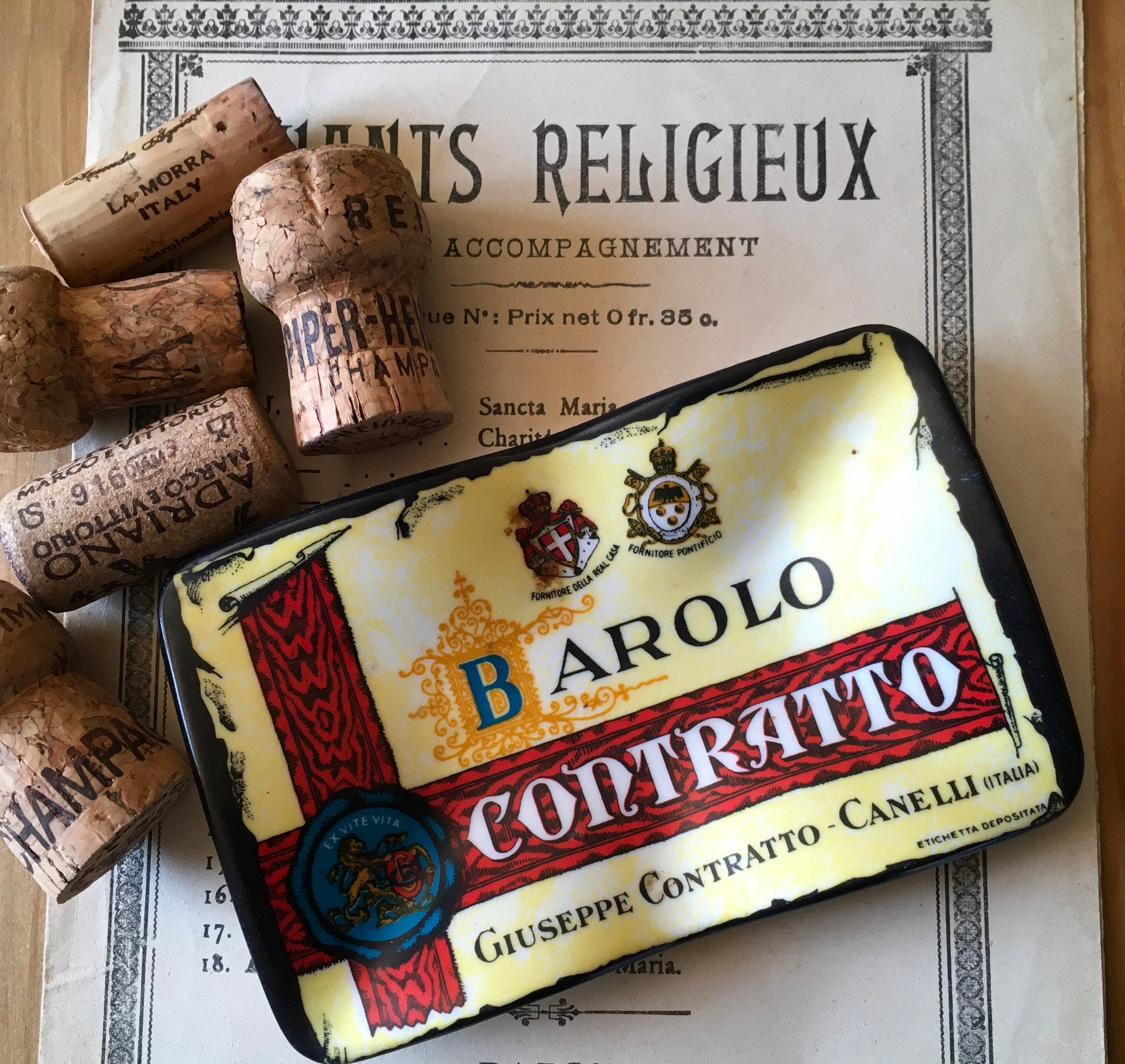 Plat Italien Vintage de Collection/Publicité Cendrier Pour Barolo Contratto, à Canelli, Italie. Ce S