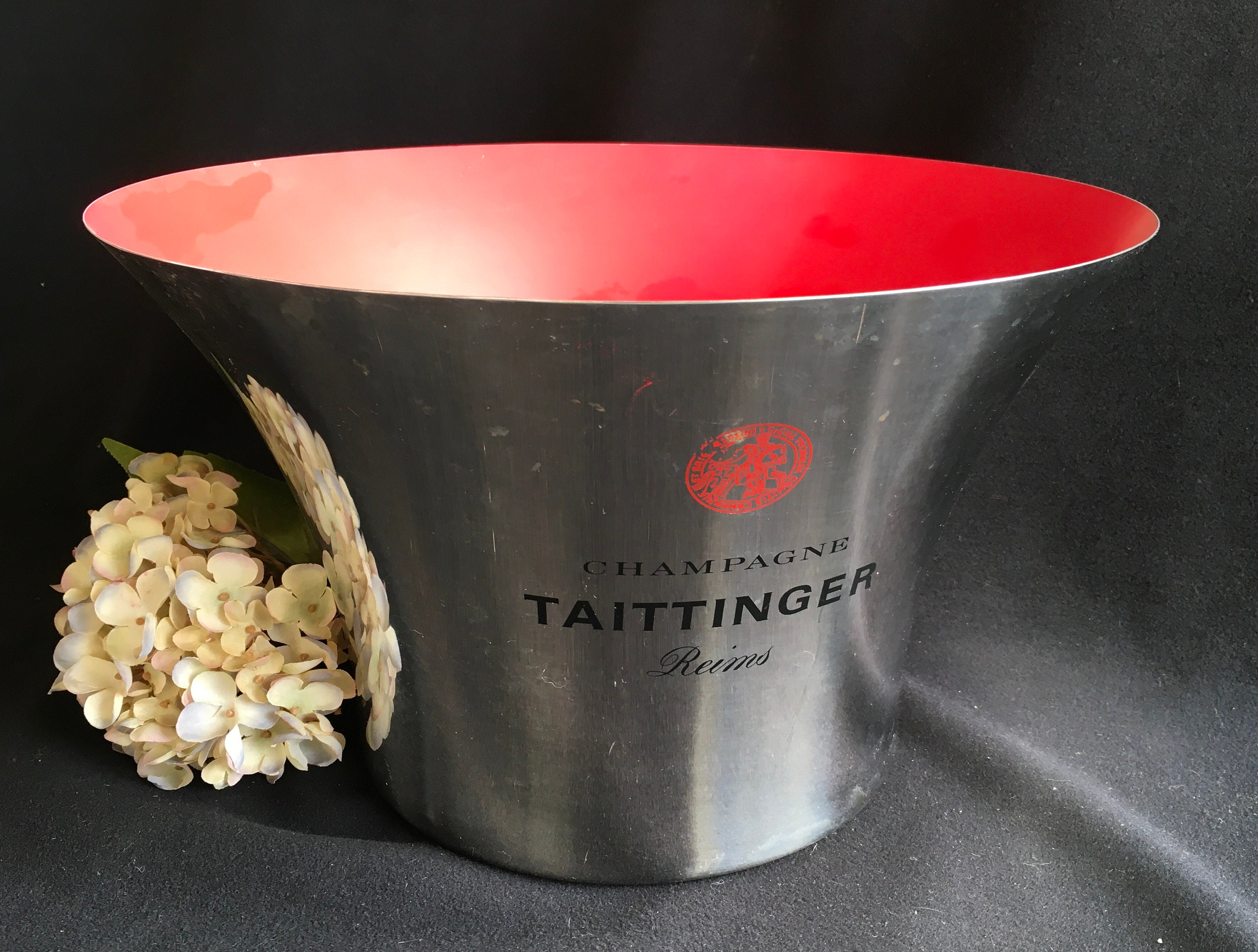 特大「テタンジェ」ランス、シャンパンクーラー、アイスバケツ。標準