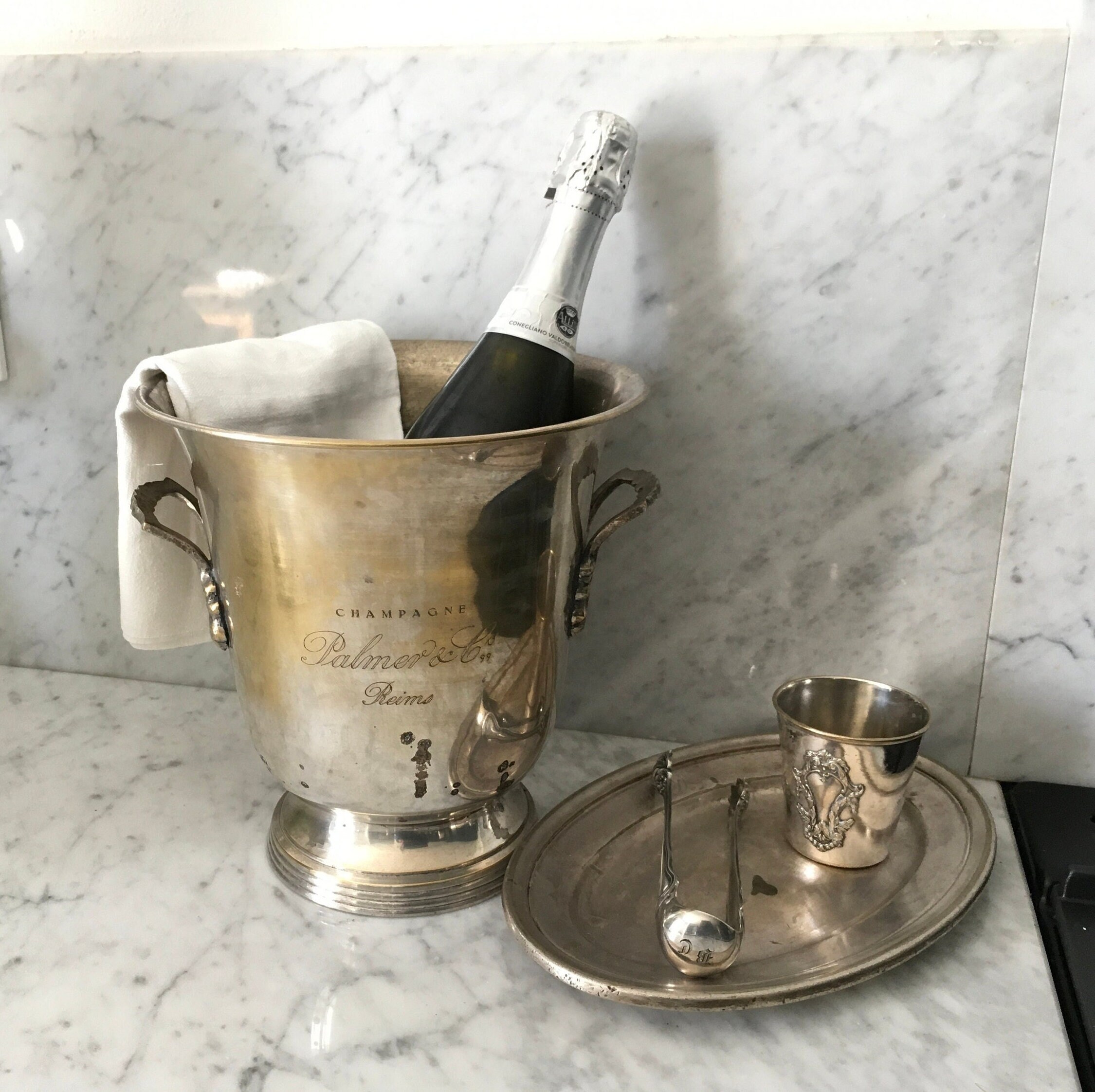 Seau à Champagne Plaqué Argent Millésimé, Seau Glace, Refroidisseur de Vin. A Champagne Palmer & Co,