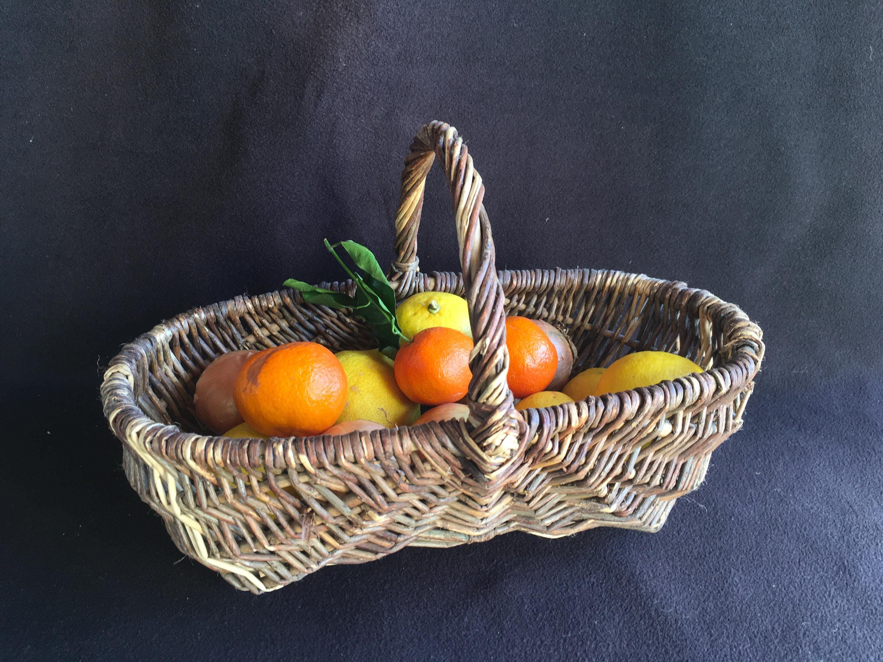 Vintage French Provencal vegetable or fruit/ grape picker basket. Authentic, 1950’s. kitchen, country, farmhouse decoration.