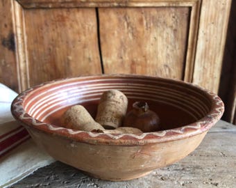 Vintage French terra cotta bowl, diameter top 17.5 cm. Vintage french farm house kitchen decor