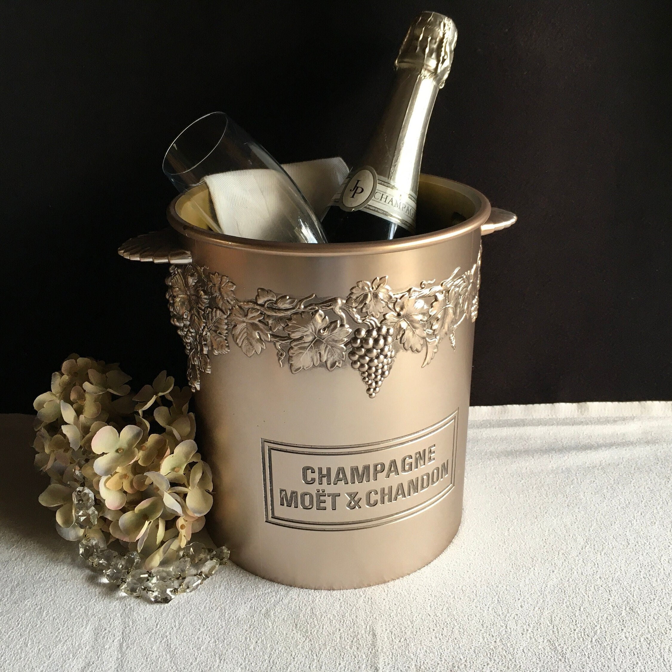 Large Antique MOET & CHANDON Champagne Bucket Wine Cooler Ice -  in  2023