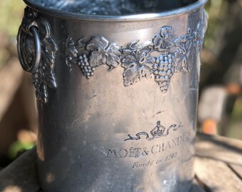 MOET & CHANDON Vintage French metal Champagne, wine cooler, ice bucket. Embossed grapes and engraved Iconic logo. Used a LOT! Funky!!