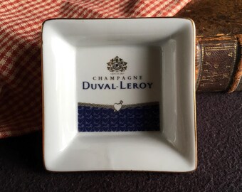 Vintage DUVAL-LEROY Champagne pin dish, ring dish, vide poche. LIMOGES porcelain in perfect condition. Bar, Bistro, Advertising, collection
